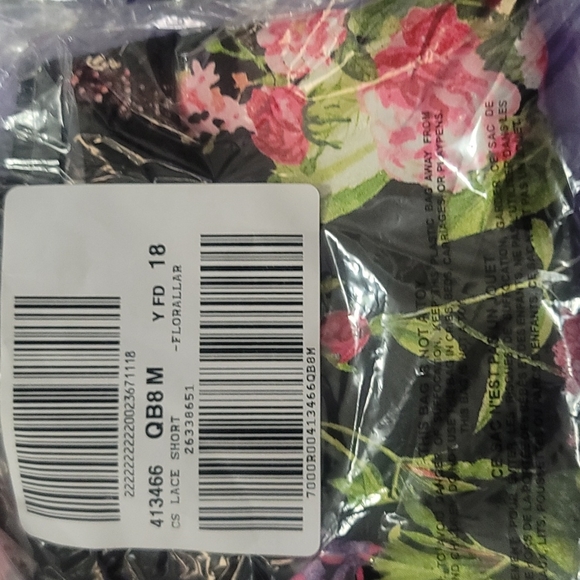 Victoria's secret satin lace trim sleep short - Picture 2 of 2